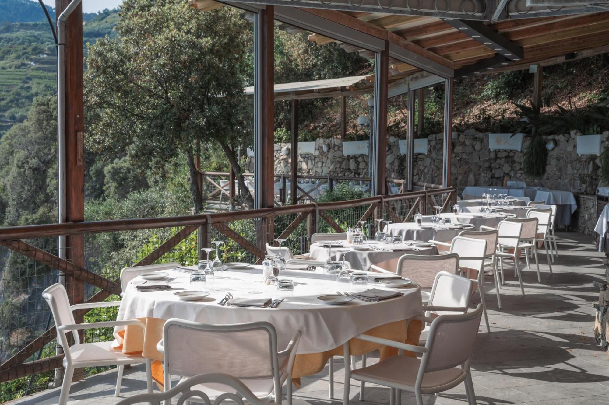 Hotel Porto Roca Monterosso al Mare Bagian luar foto