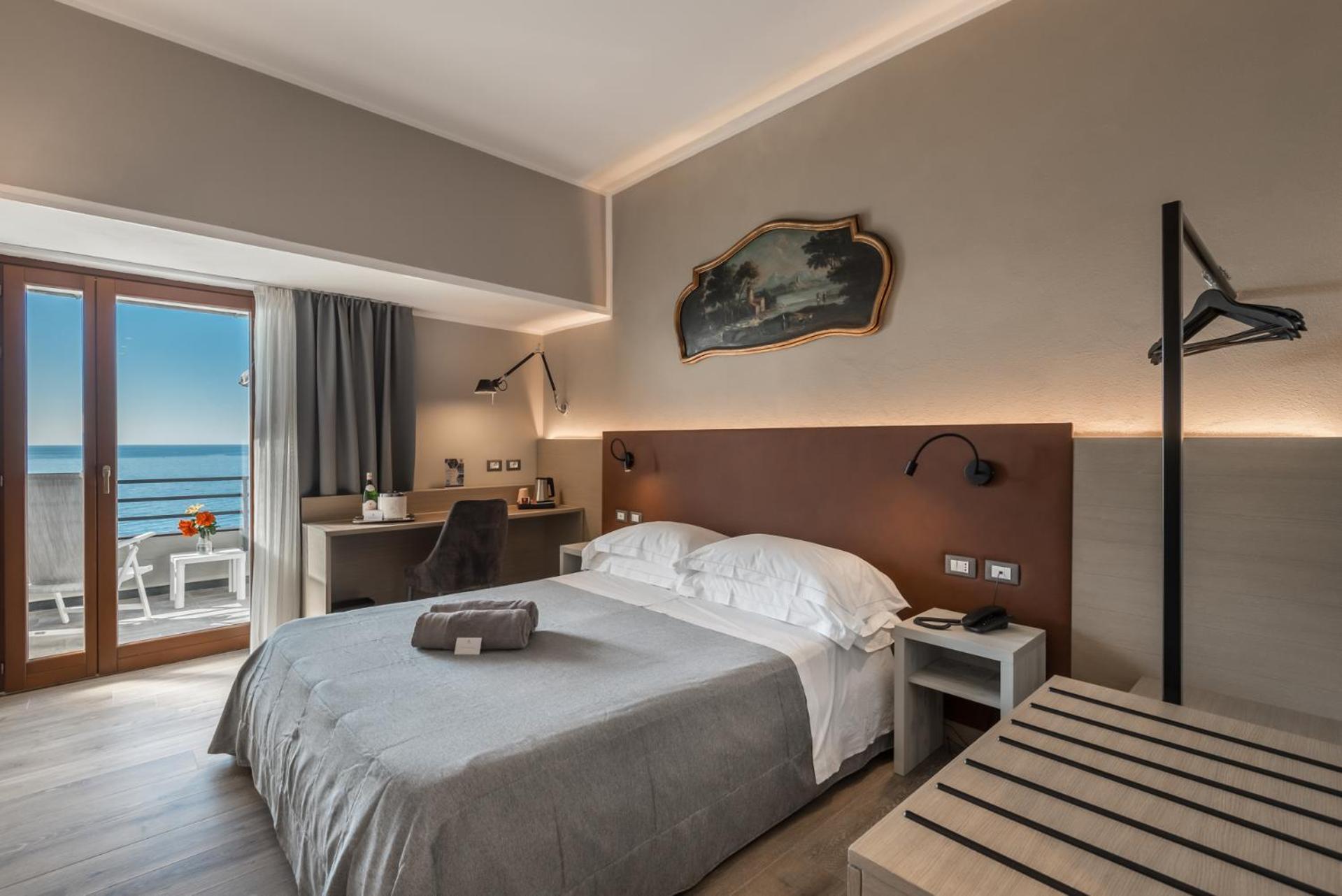 Hotel Porto Roca Monterosso al Mare Bagian luar foto
